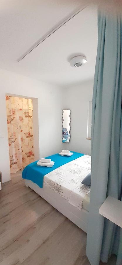Lennida Studio Apartman With Free Parking Kavran エクステリア 写真