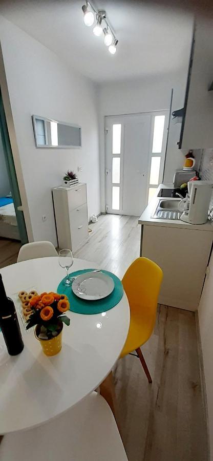 Lennida Studio Apartman With Free Parking Kavran エクステリア 写真