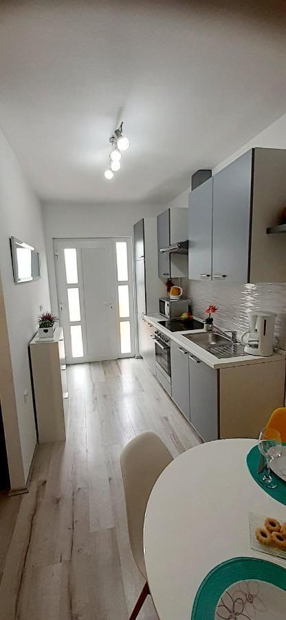 Lennida Studio Apartman With Free Parking Kavran エクステリア 写真