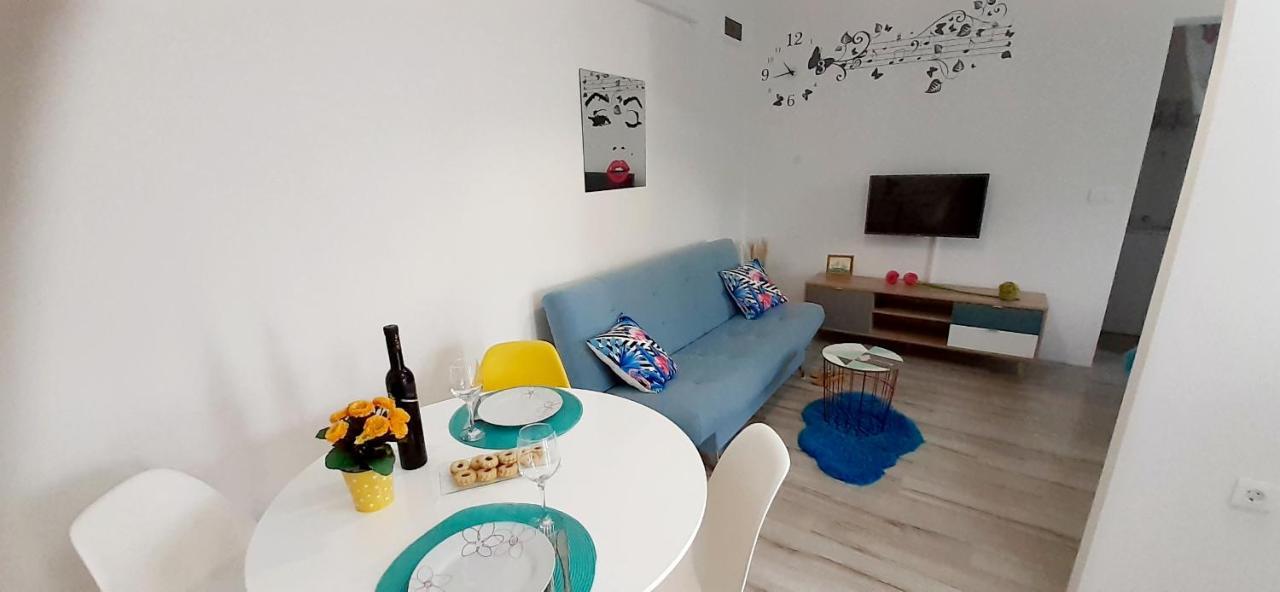 Lennida Studio Apartman With Free Parking Kavran エクステリア 写真